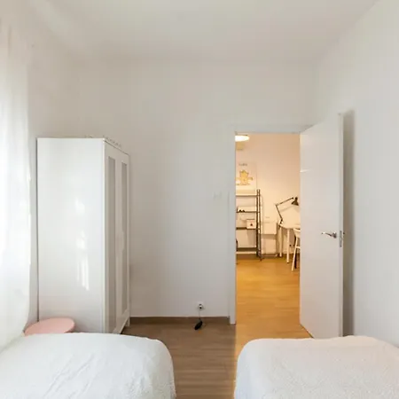 Barrio De Triana - Asturias Apartment *